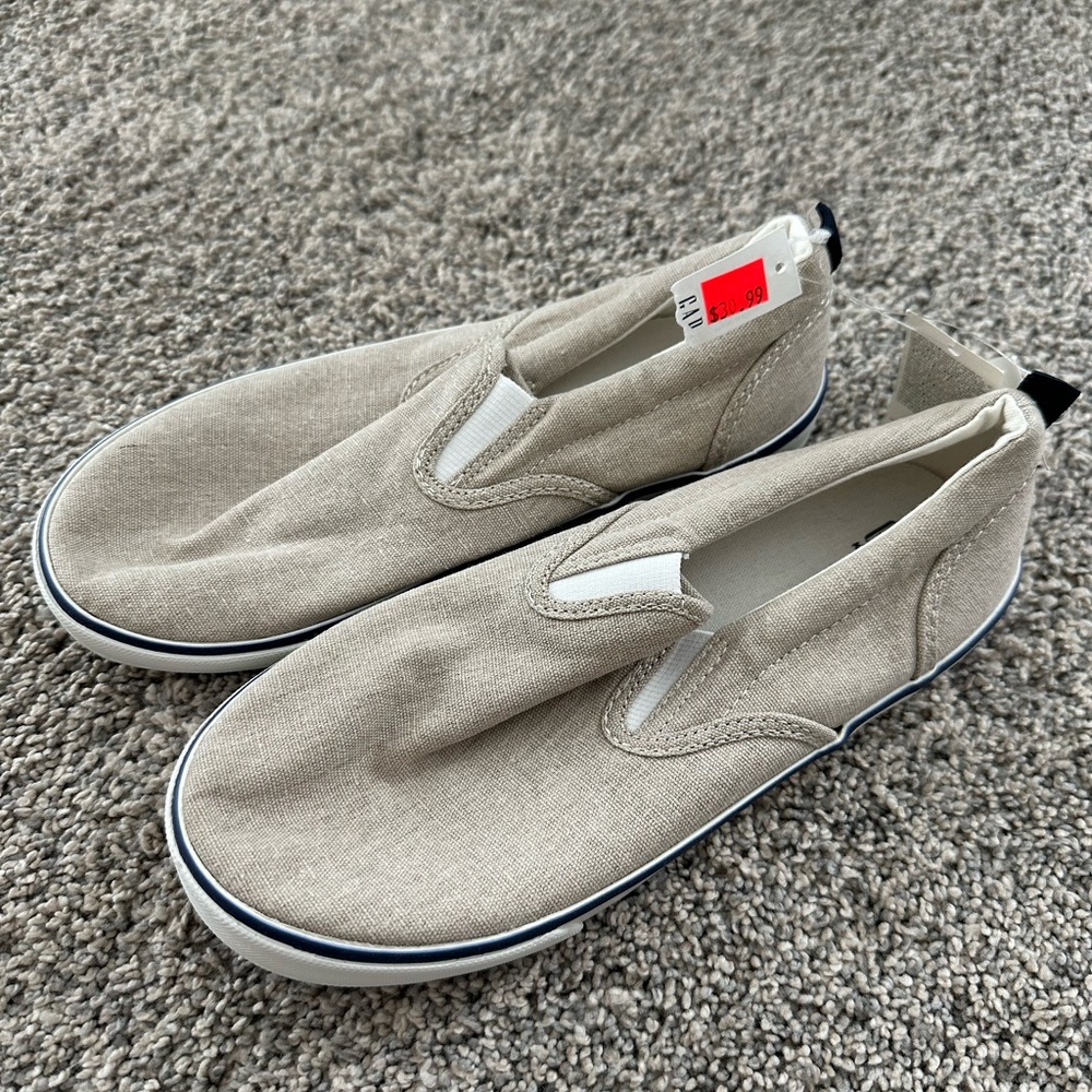 GAP Boys slip on shoes - Size 2